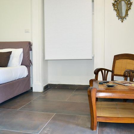 Questo Rinascimento Casa Newman Napels Buitenkant foto